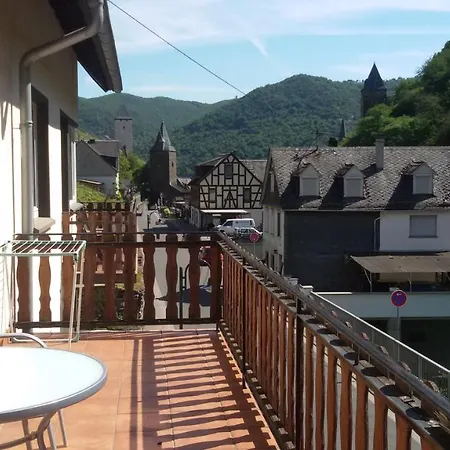 Konukevi Winzerhaus