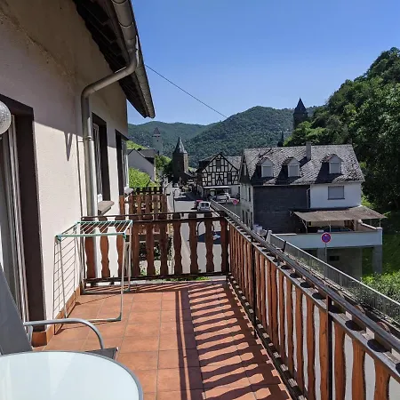 Konukevi Winzerhaus